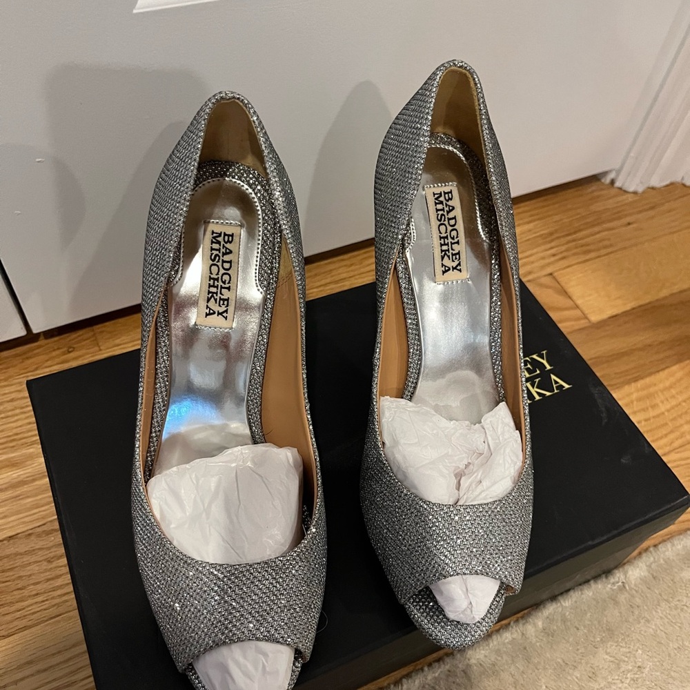 Badgley Mischka Glittering Silver Peep Toe Heels